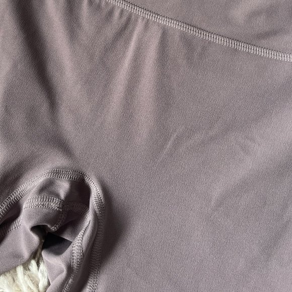 Medium No Front Seam High Waisted Yoga Leggings 7/8 Length - Picture 4 of 8